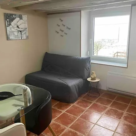 Jusqu’à 4 Personnes *